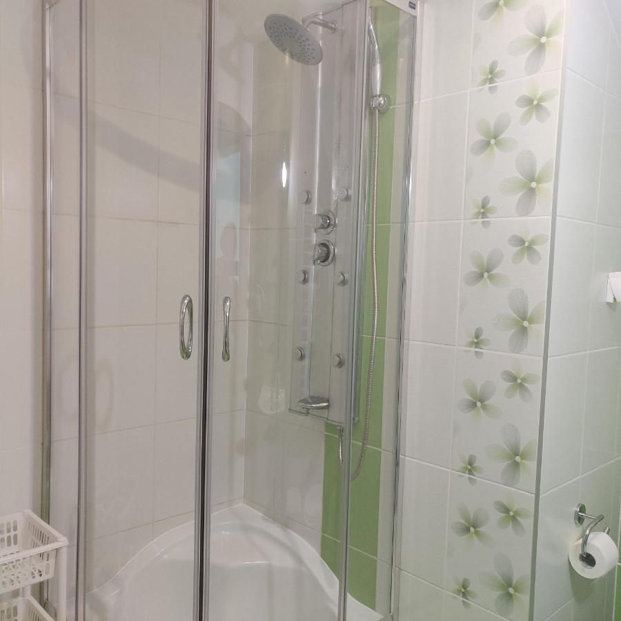 Cztery Pory Roku Guest House Bialowieza Ngoại thất bức ảnh