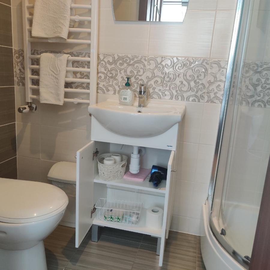 Cztery Pory Roku Guest House Bialowieza Ngoại thất bức ảnh