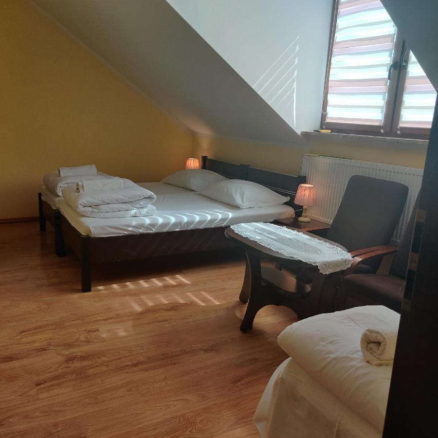 Cztery Pory Roku Guest House Bialowieza Ngoại thất bức ảnh