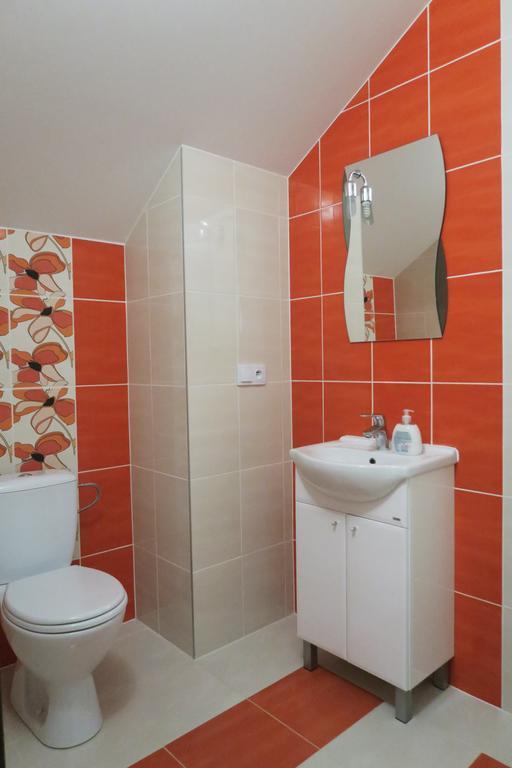 Cztery Pory Roku Guest House Bialowieza Phòng bức ảnh